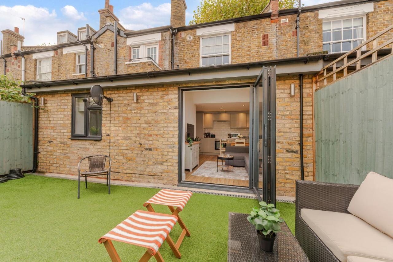 Three-Bedroom Bliss In London Town מראה חיצוני תמונה
